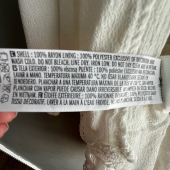 Forever 21 White Romper Halter Neck Sleeveless Lace Trim Flowy Casual Summer - Picture 12 of 12